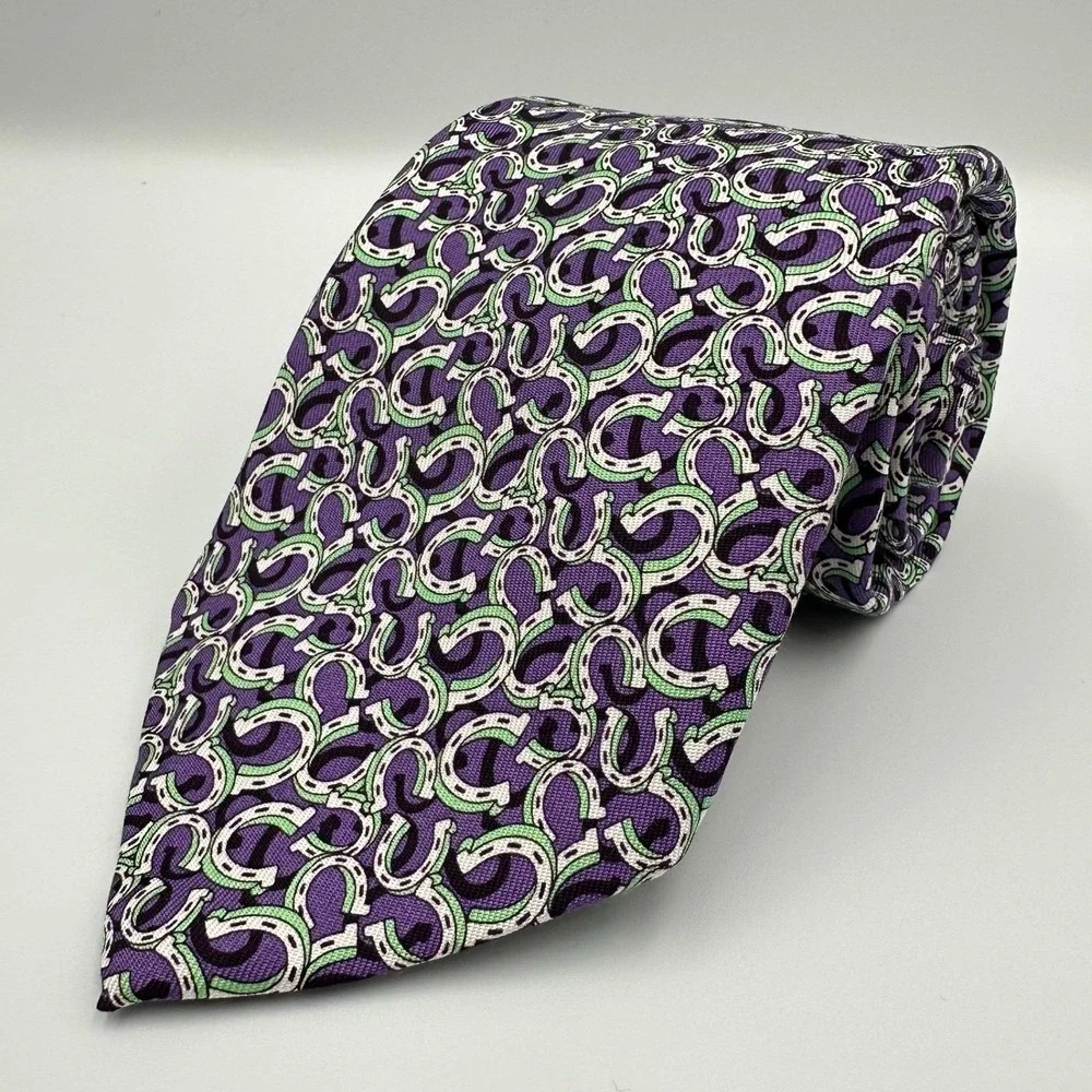 Vineyard Vines Kentucky‎ Derby Silk Tie Purple Horseshoe Print USA 3.5in